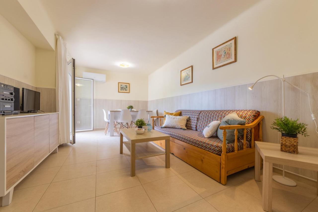 Apartamentos Jaime I Arysal サロウ エクステリア 写真